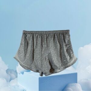 Women’s Nike Gray Athletic Shorts Lightweight Performance Sz XL